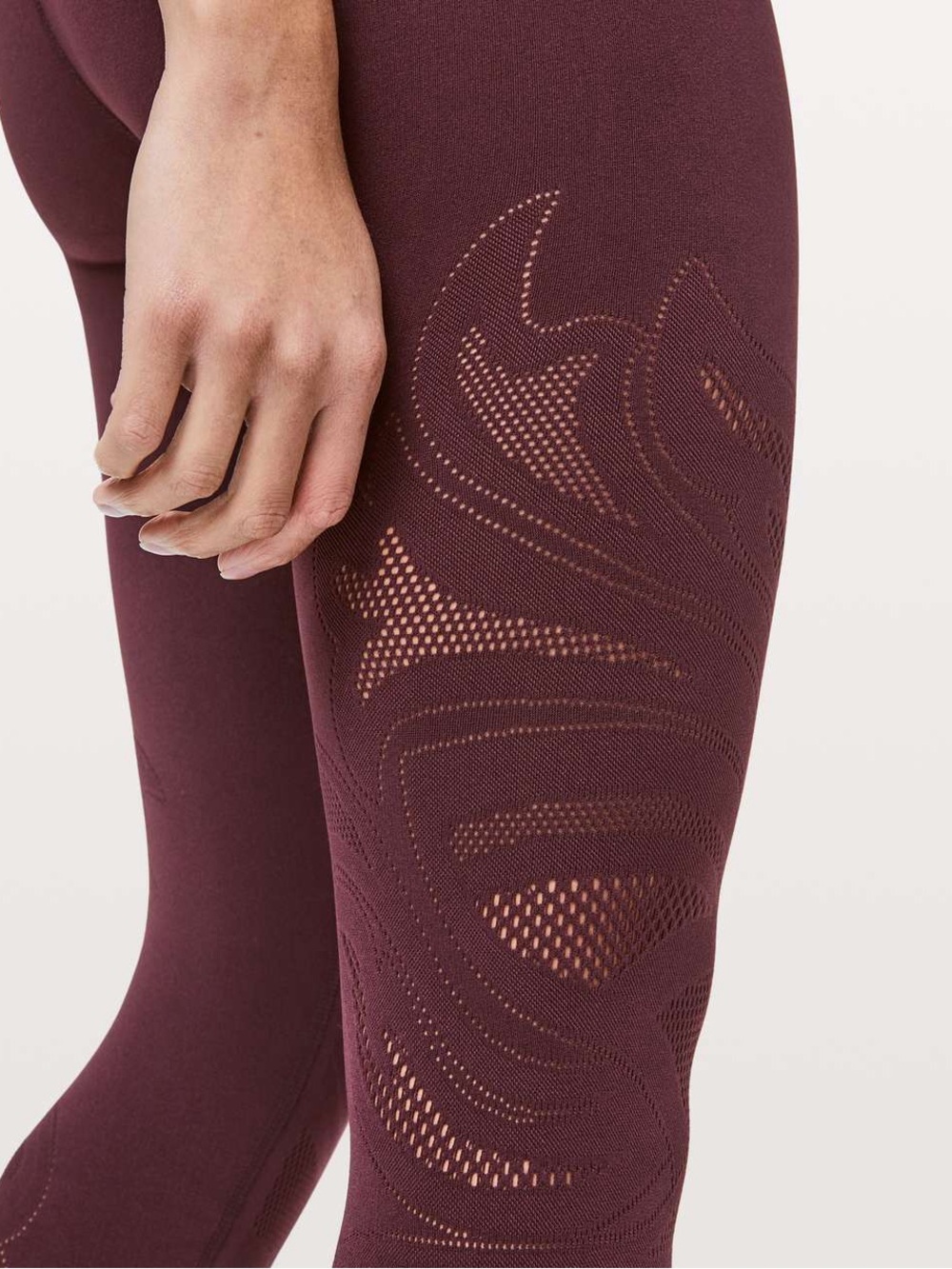 lululemon reveal tight